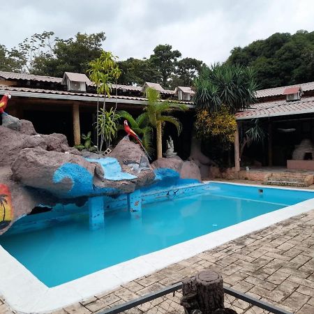 Hotel Casa Vieja La Ceiba Extérieur photo